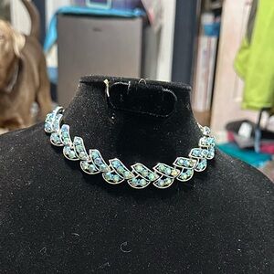 Vintage Silver Tone Blue Rhinestone Necklace 16”